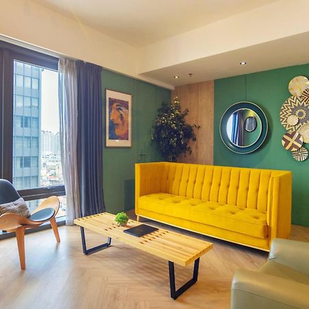 Tropicana 218 X Airlevate Suites George Town Dış mekan fotoğraf